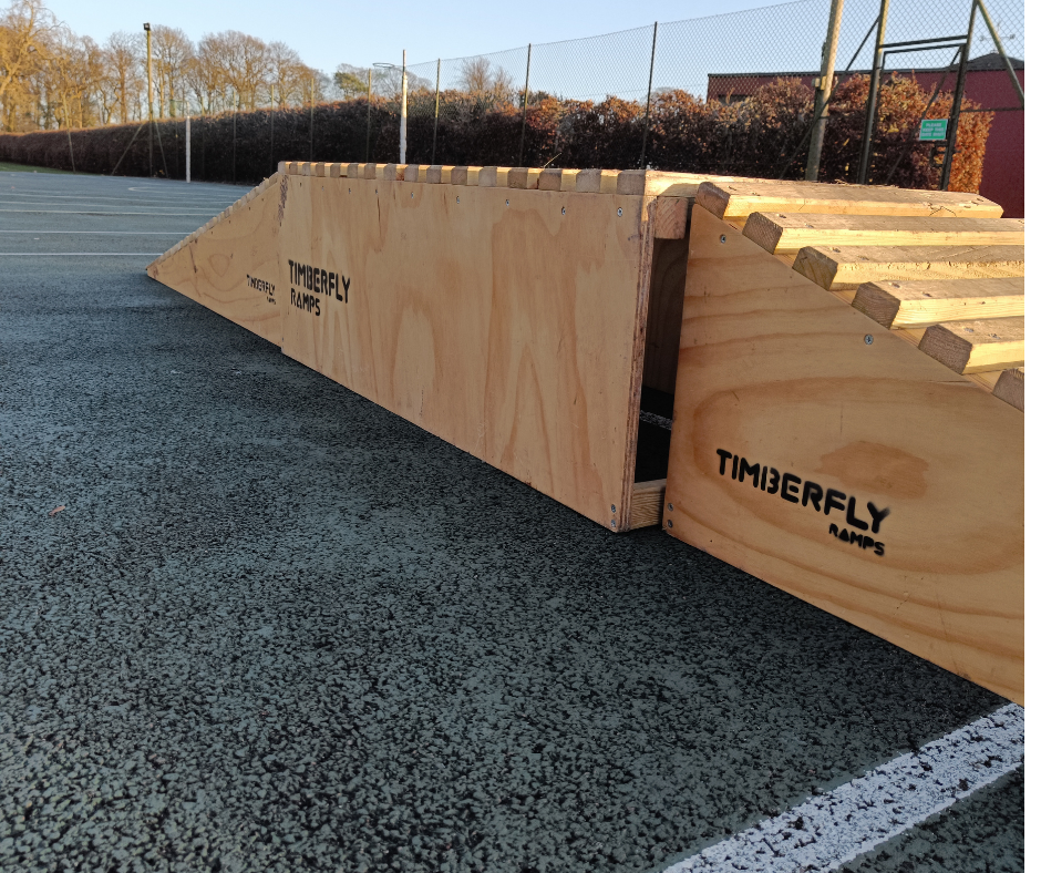 Timberfly kicker + high top box.